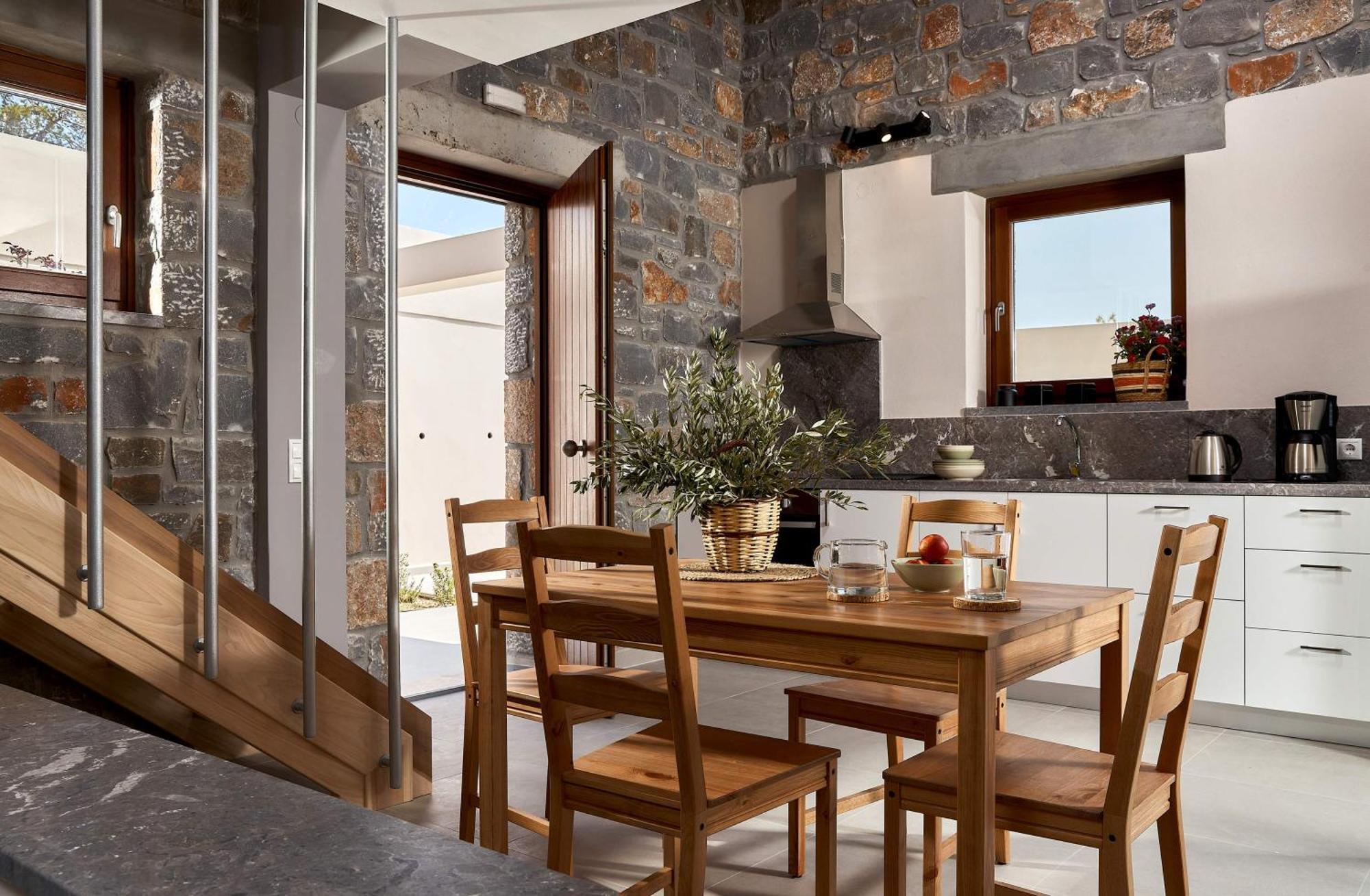 Villa Omythos *