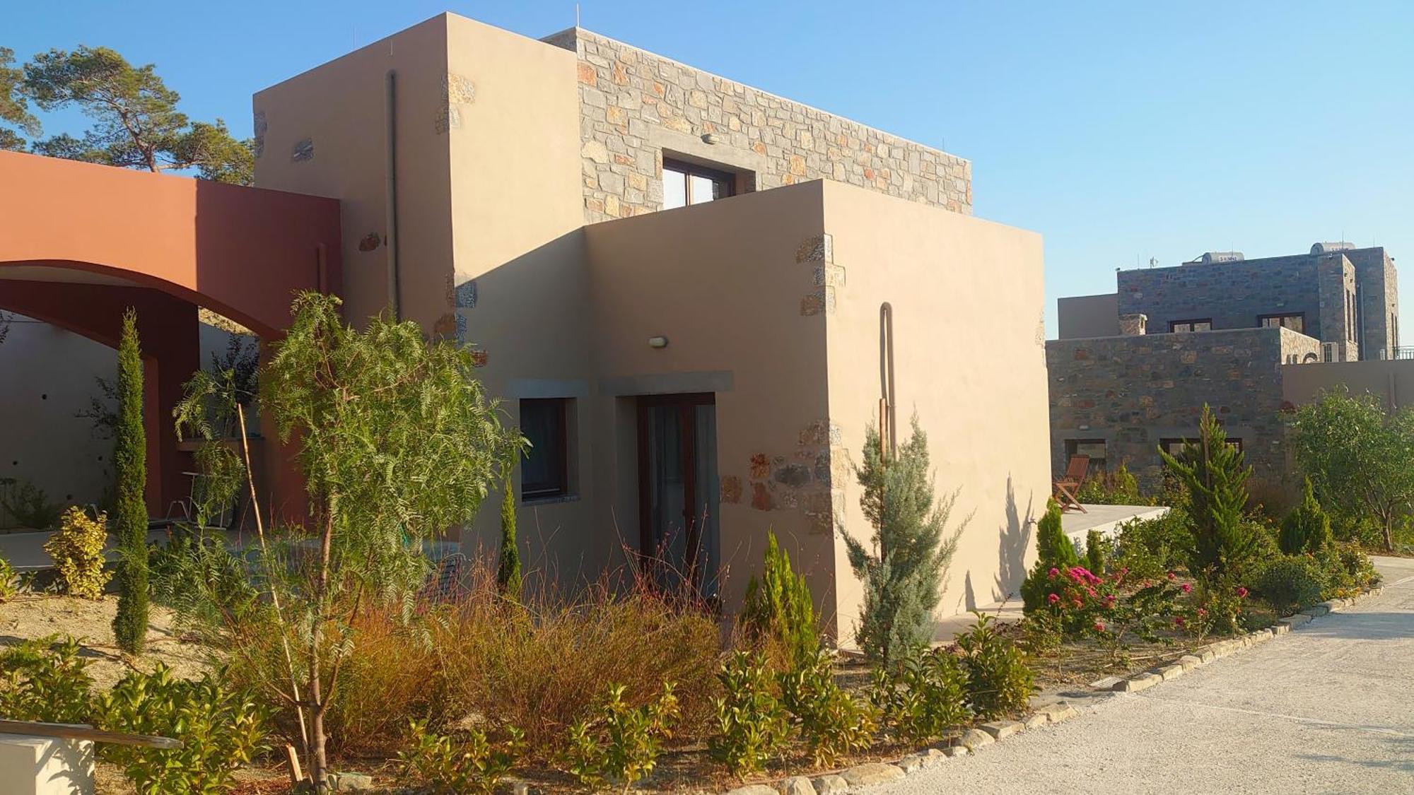 Villa Omythos Mithoi