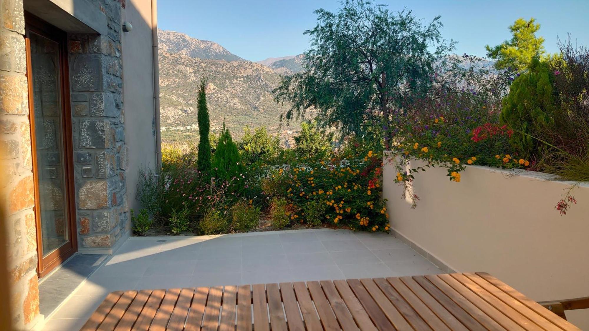Villa Omythos *